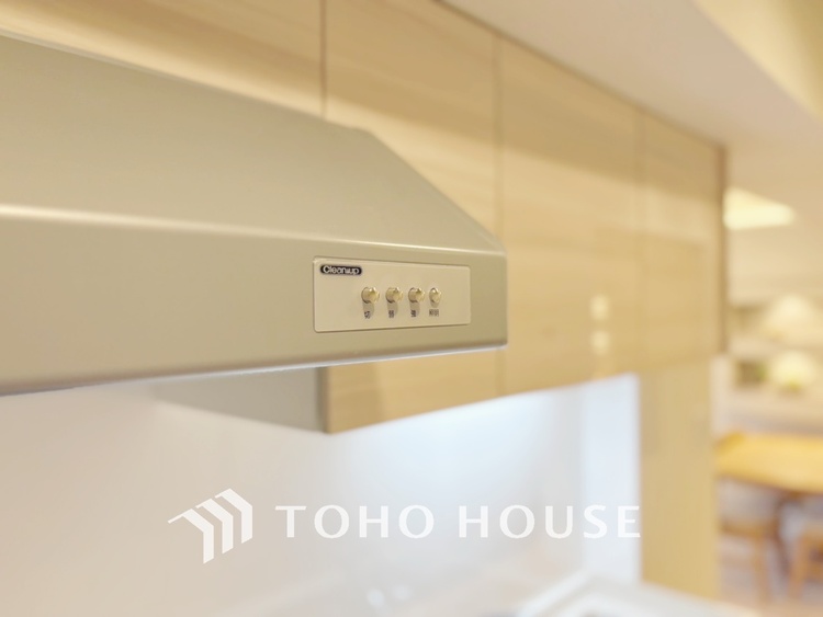 その他 【KITCHEN】◆開放的◆後片付けが楽なシステムキッチン。収納スペースの充実！