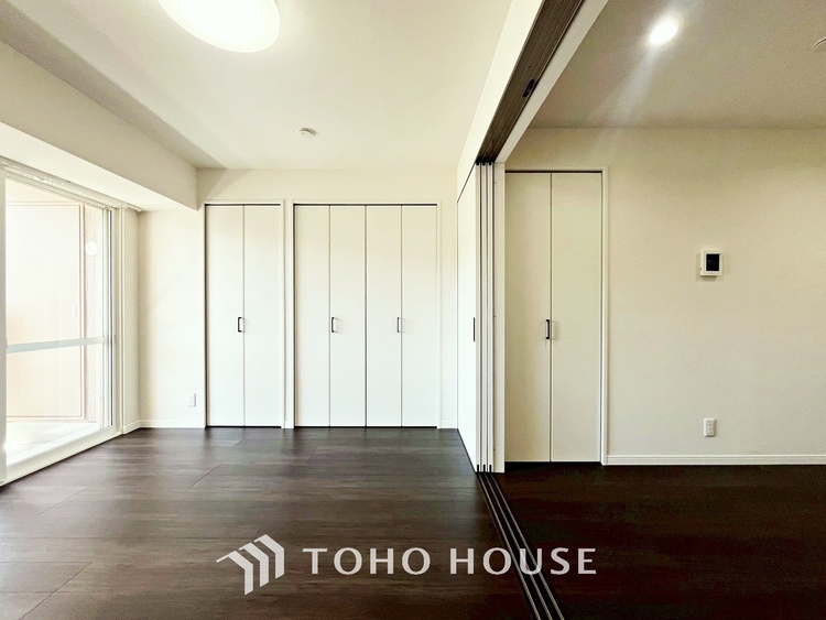 内装 【PRIVATE ROOM】◆プライベートな時間◆最高な暮らしにはこの空間が必要。家族のふれあいも大切にしつつ、自分の空間も大切にしたい。