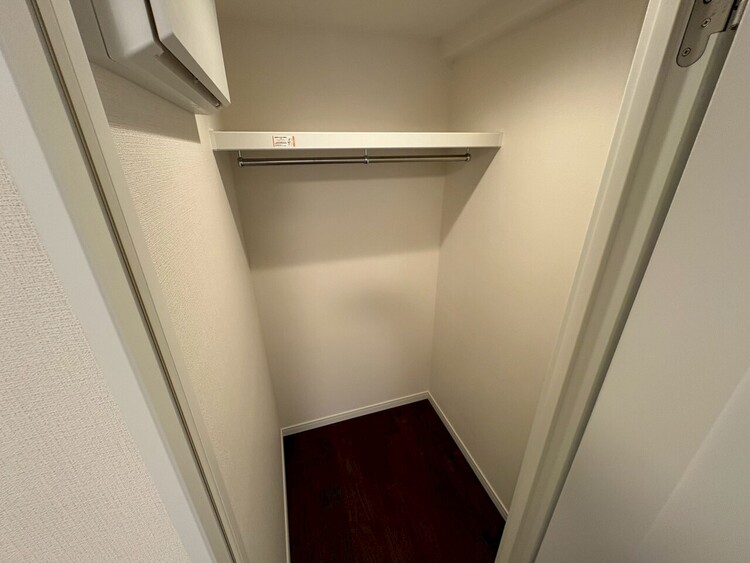 その他 収納スペースが付いていて、お部屋を広く使っていただけます。