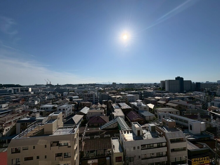 その他 眺望や窓からの景色が良いと、家で過ごす時間も快適です。