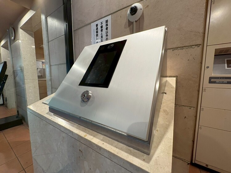 その他 誰が来てもわかる様にモニター付きインターホンを設置。