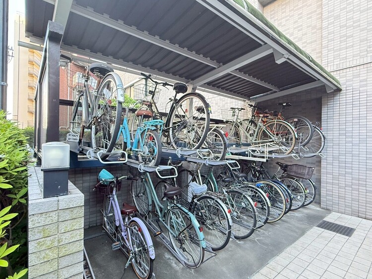 その他 駐輪場も綺麗に整頓されています。※空き状況は都度ご確認下さい。