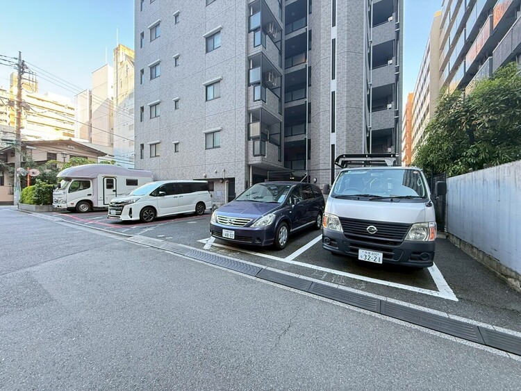 その他 駐車スペースが嬉しいですね。※空き状況は都度ご確認下さい。