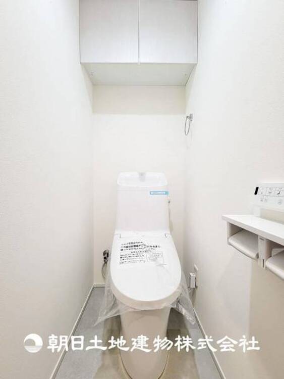 トイレ 【トイレ】大切な1人時間。寛ぎだけではない、快適な生活を送る為に必要なもの。毎日使う場所だから、より快適な空間に仕上げられています。