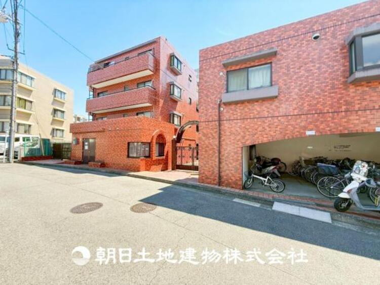 外観 【外観写真】温かい太陽を感じる事ができるのは、目の前に遮るものが無いから。彼方に広がる風景が絵画のように広がります。