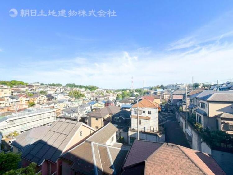 その他 【眺望】視線を遮る高い建物がなく、開放的で、他人の視線を感じにくい環境です。
