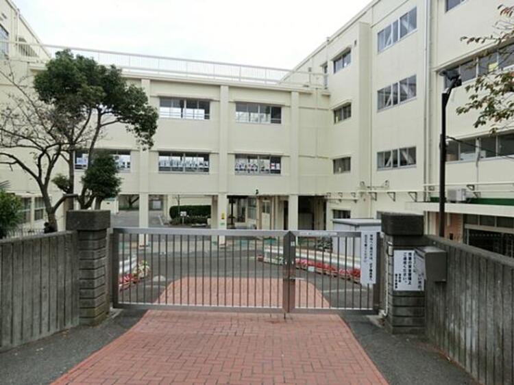 周辺 横浜市立洋光台第一小学校まで約700ｍ