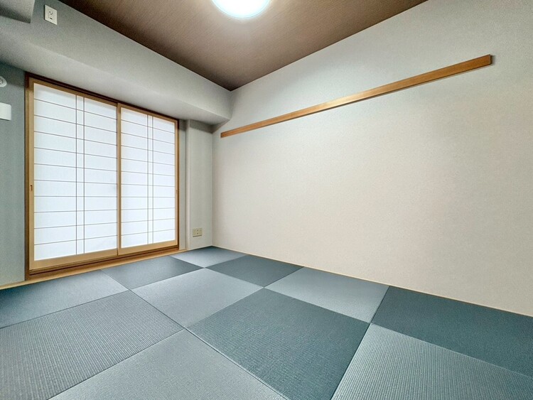 寝室 ベッドも十分に設置するスペースがあります。