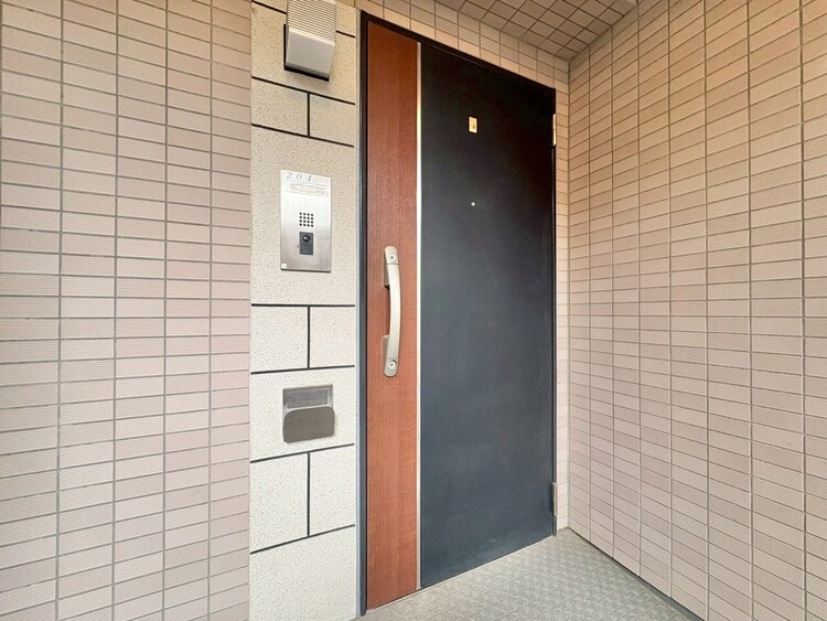 玄関 玄関を開ければ、そこは安らぎのご自宅。