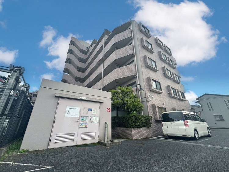 外観 現地に足をお運びいただいた際には、周辺散策などをお勧めいたします。
