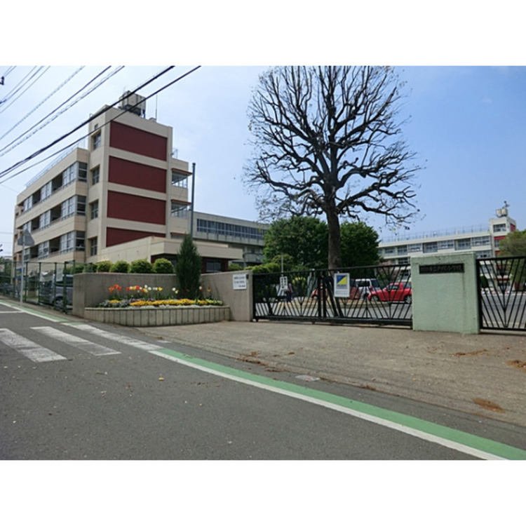 周辺 戸塚小学校(約400m)