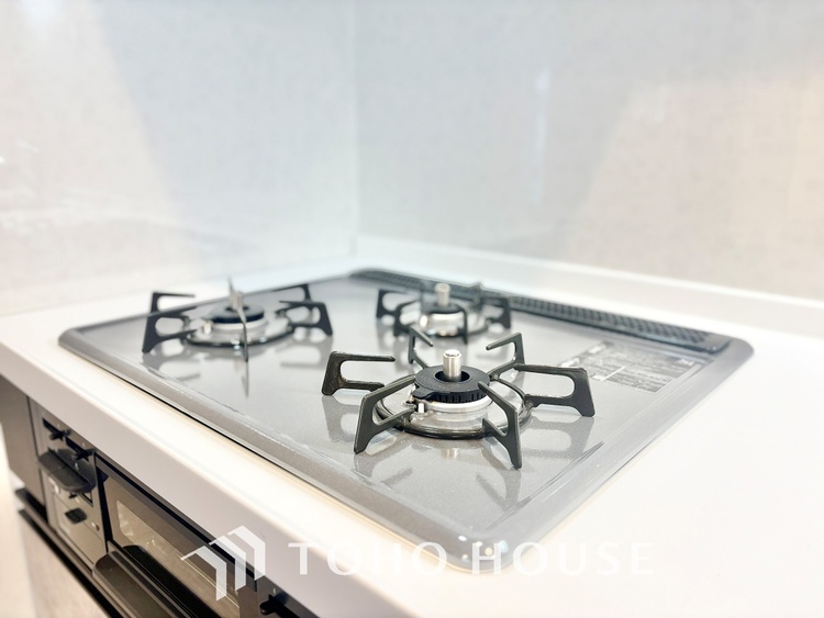 キッチン ◆愛育◆キッチンは家族の絆を育む大切な空間。シンプルで使い易いSystemKitchenで愉しく作る料理は愛情のある美味しいご馳走に。