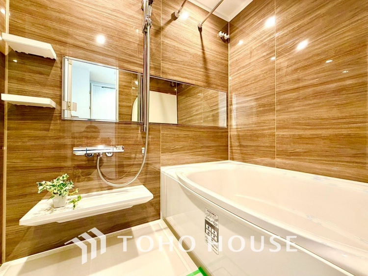風呂 【BATHROOM】◆プライベートな空間◆simpleだからrelaxできるんです。こころもからだもキレイさっぱり。