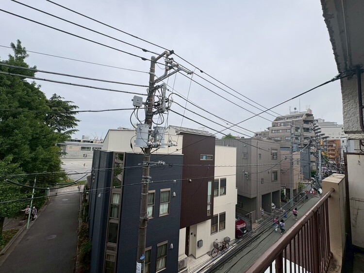 その他 眺望や窓からの景色が良いと、家で過ごす時間も快適です。