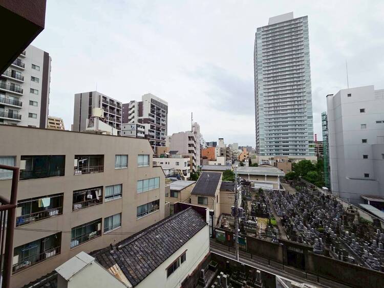 その他 眺望や窓からの景色が良いと、家で過ごす時間も快適です。