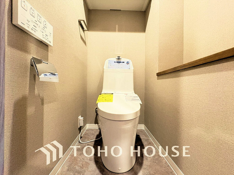トイレ トイレには快適な温水洗浄便座付