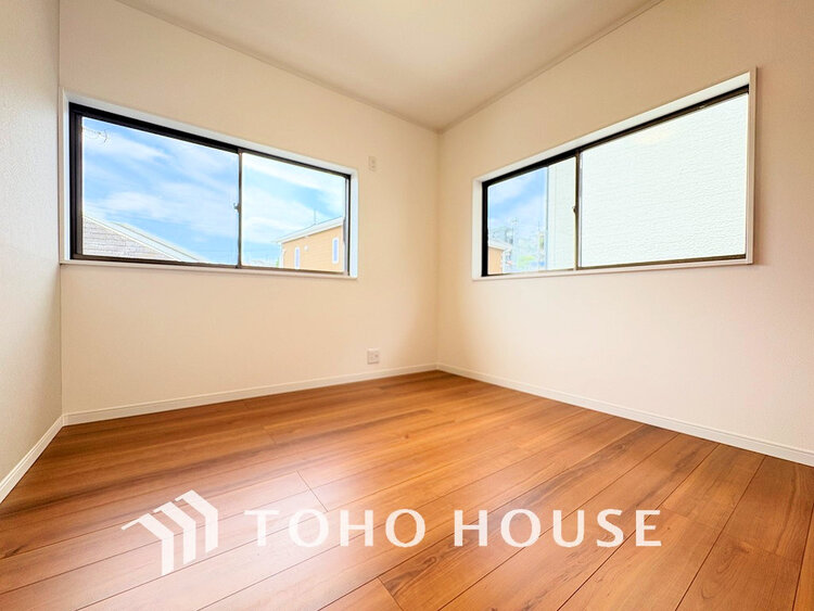 内装 家具の配置のし易い室内です。趣味の部屋としても充分な広さです