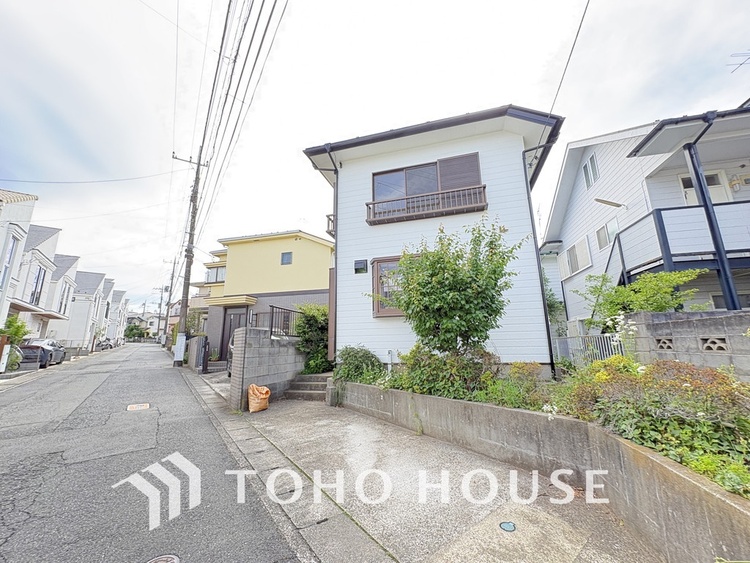 外観 〜閑静な住宅街に佇むリフォーム中古戸建て〜全居室6帖以上のゆとりある住空間〜