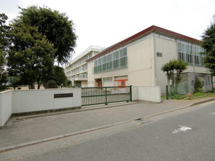 周辺 東中学校まで約795ｍ