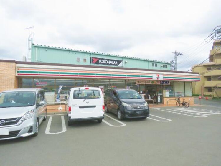 周辺 セブンイレブン座間ひばりが丘5丁目店まで約218ｍ