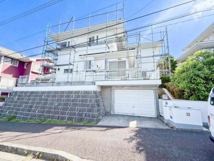 外観 空を広く感じる。緑が多いゆったり感のある安心の住環境です！！潤いのある環境でホッと生活できそうです！おしゃれな雰囲気や自然の潤いがあり、親しみやすさと個性を！街に新たな価値をもたらし続けてくれます！ 