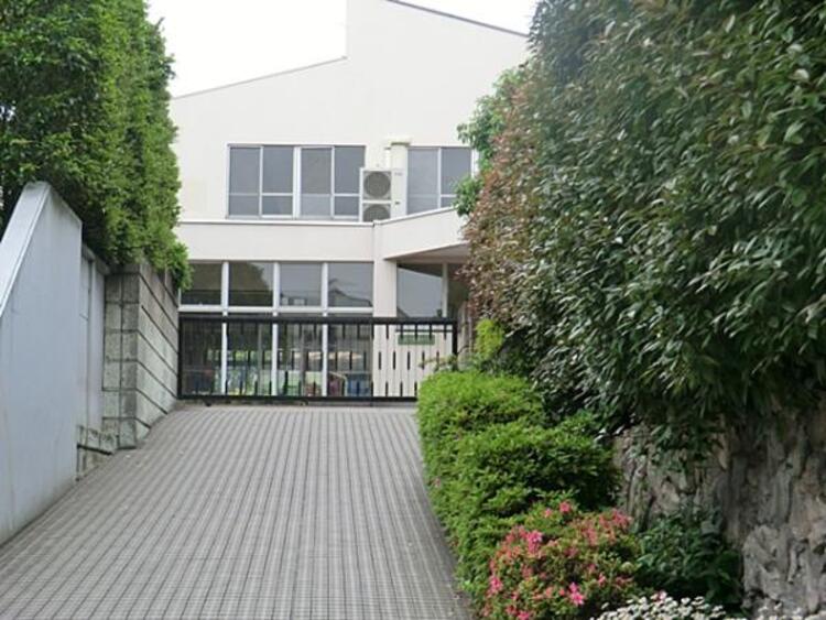 周辺 枝光学園幼稚園　200ｍ