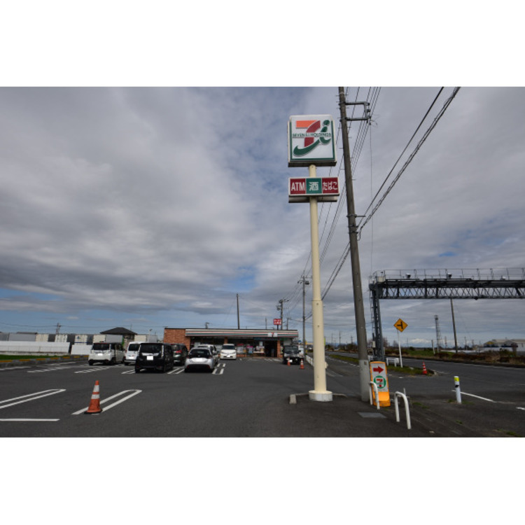 周辺 セブンイレブン川島伊草店(約1000m)