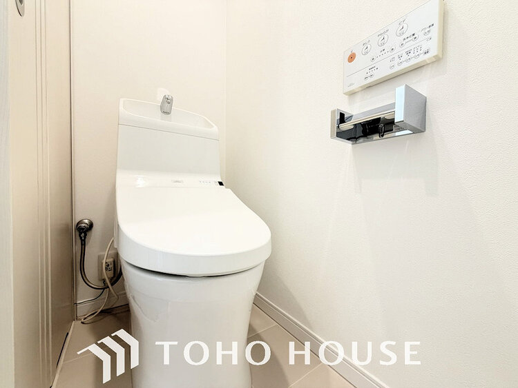 トイレ トイレには快適な温水洗浄便座付