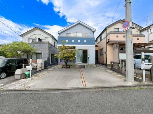 「鶴川」駅　町田市金井5丁目　陽当たり良好♪　閑静な住宅地♪　全室2面採光♪　全居室6帖以上♪　都市ガス♪の物件画像