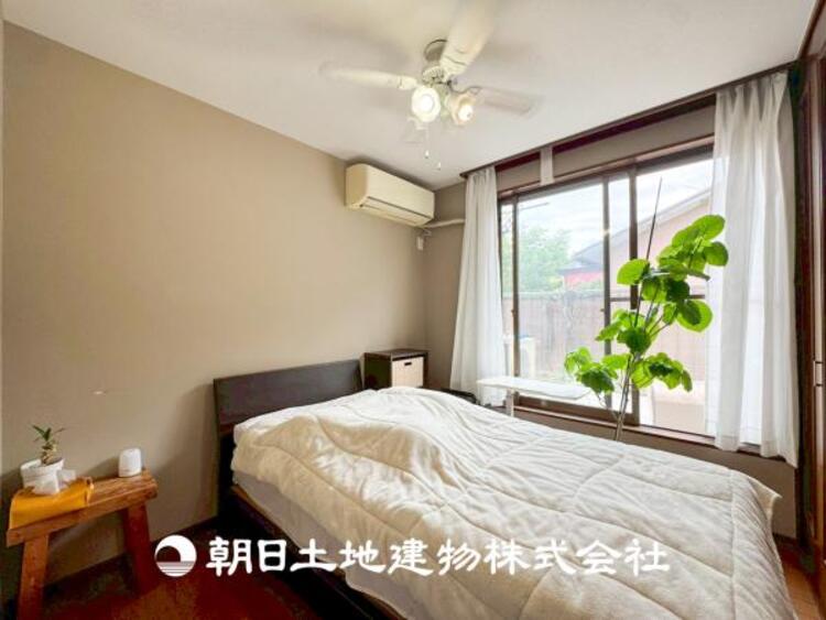 外観 【外観写真】無駄のないデザインと落ち着いたカラーリングが特徴のシンプルモダンな住宅。機能性と美しさを兼ね備えた外観です。