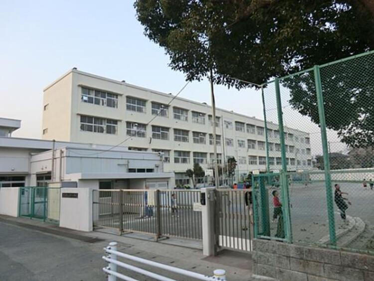 周辺 横浜市立上星川小学校まで約1190ｍ