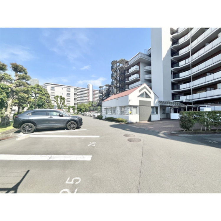 駐車場 現地外観（令和8年5月撮影）