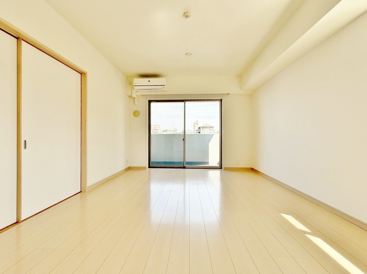 居間 過ごす時間が、たくさんの思い出として紡がれていく場所。