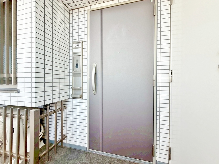 玄関 玄関を開ければ、そこは安らぎのご自宅。