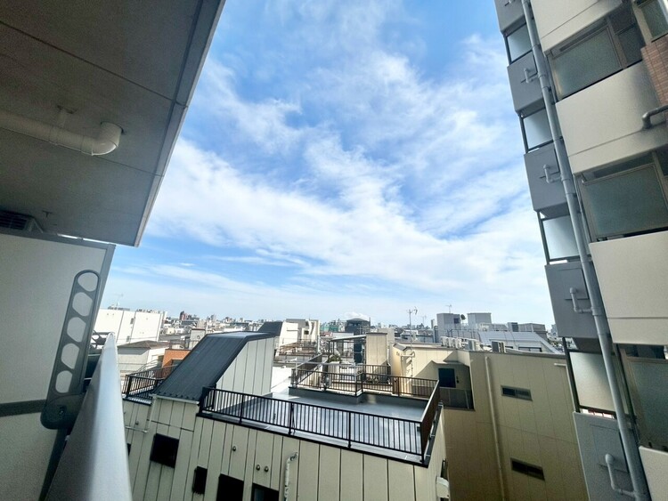 その他 眺望や窓からの景色が良いと、家で過ごす時間も快適です。