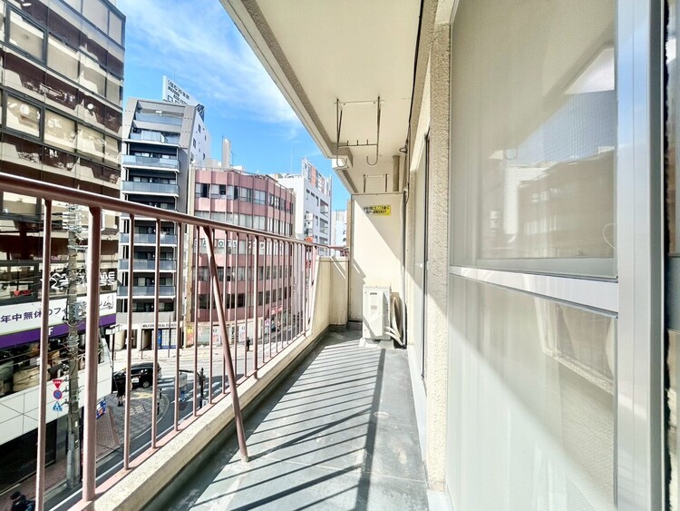 その他 朝の澄んだ空気や、夕方に吹く清々しい風を感じられるバルコニー。