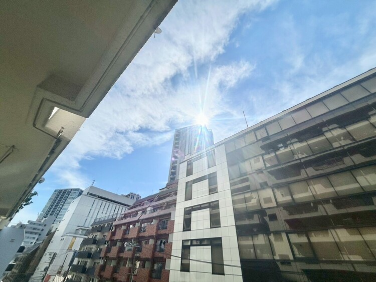 その他 眺望や窓からの景色が良いと、家で過ごす時間も快適です。