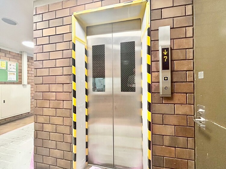 その他 エレベーター完備のため荷物が多くなっても安心。