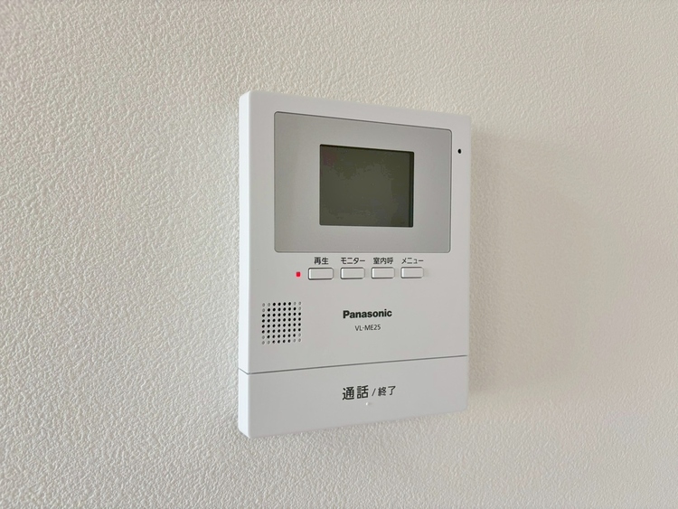 その他 誰が来てもわかる様にモニター付きインターホンを設置。