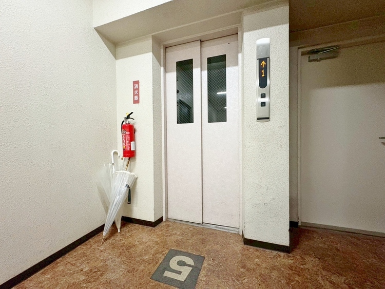 その他 エレベーター完備のため荷物が多くなっても安心。