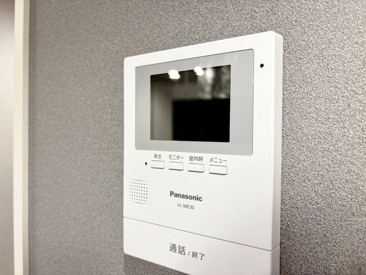 その他 誰が来てもわかる様にモニター付きインターホンを設置。