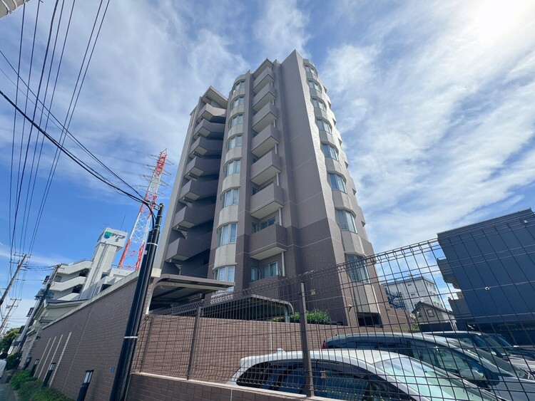 外観 ライフプランニングからローンまで、一貫してご説明させていただきます。お気軽にお問い合わせくださいませ。