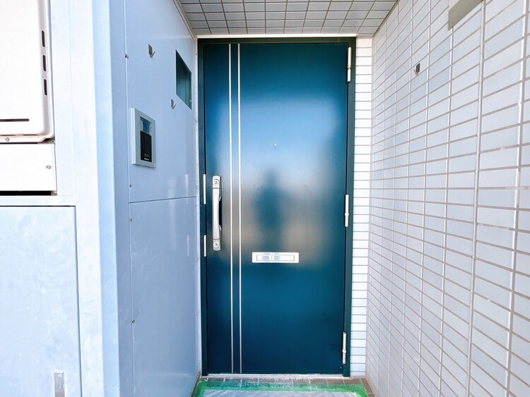 玄関 玄関を開ければ、そこは安らぎのご自宅。
