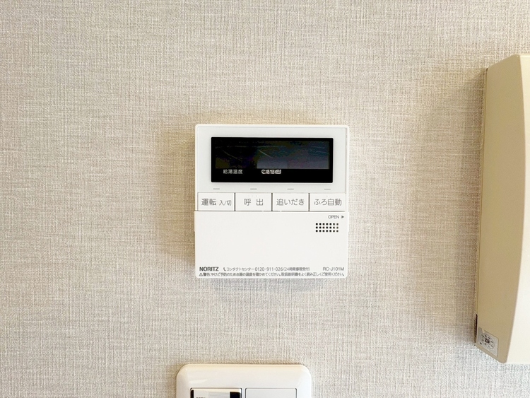 設備 見やすい画面で操作しやすい給湯パネルです。