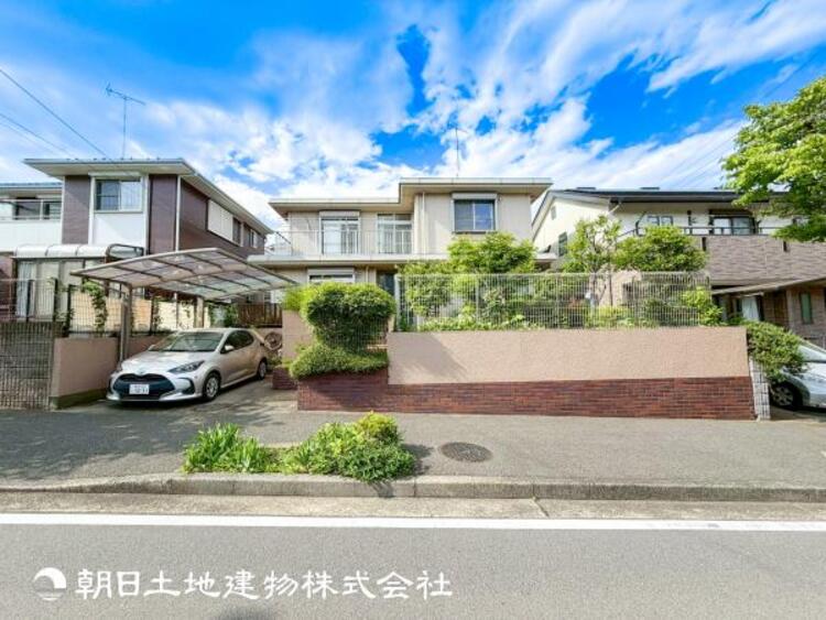 外観 【外観写真】時間のゆとりと空間、爽やかな陽光がもたらす光と風を贅沢なまでに感じる暮らしがここに始まります。