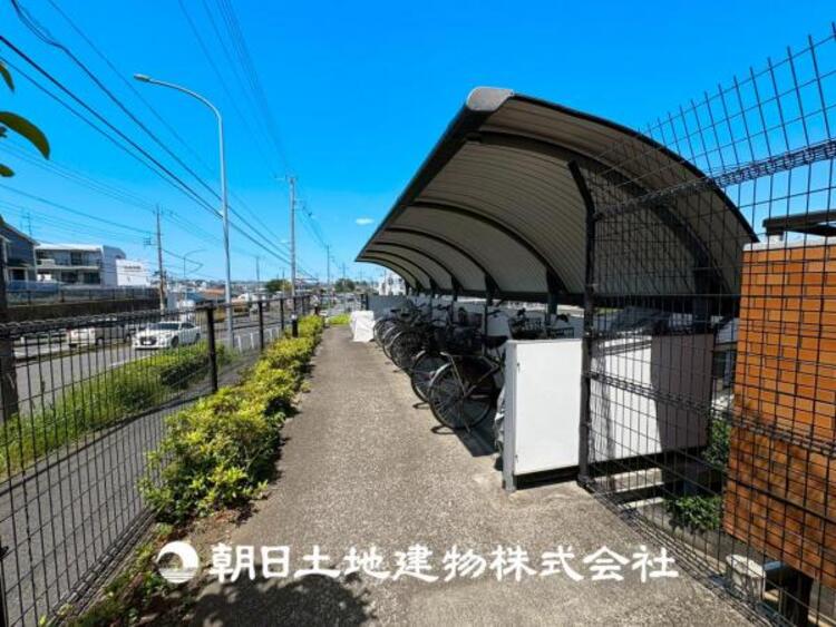 その他 【駐輪場】敷地内駐輪スペース。日々の暮らしにも大切なスペースです。