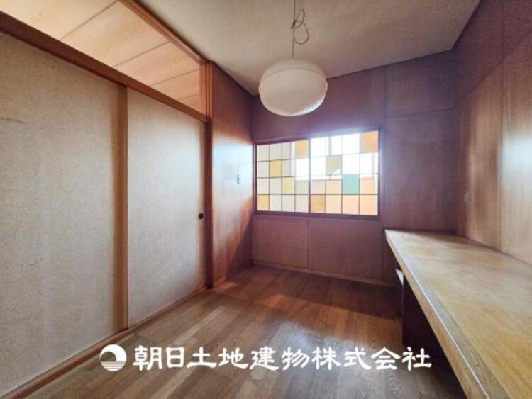 収納 【収納】収納スペースや趣味のお部屋、書斎など様々な使い方ができそうですね。