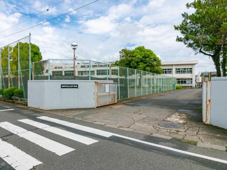 周辺 日野市立三沢中学校迄2240ｍ