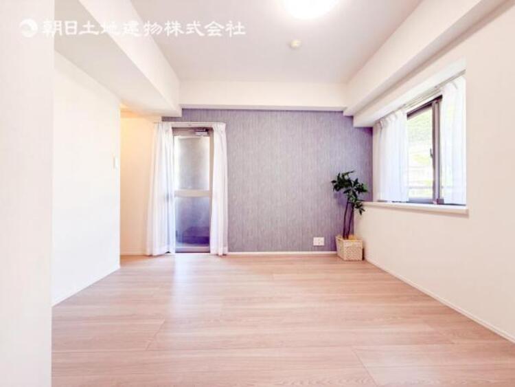 風呂 居室はひとり時間を過ごせる安らげるお部屋として活用できます！収納スペースあり！荷物が多くても十分！！ベッドや勉強机、テレビなどを置きたい場合におすすめ！！過ごす時間が長くてもゆったり過ごせそうですね！ 