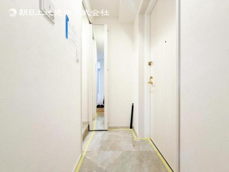 トイレ ウォシュレット、保温機能付き便座など充実の設備です　お掃除がしやすくストレスフリー！！ 